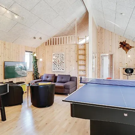 Holiday Ostkrogen Xi Tatil Evi *