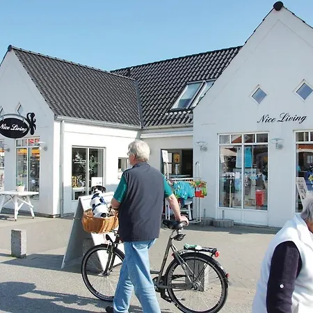 Holiday Ostkrogen Xi Tatil Evi *